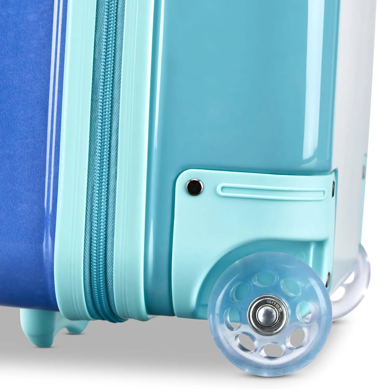 American Tourister Disney Frozen 2 Kids Carry-On Luggage, Hardside With Single Spinner Wheels