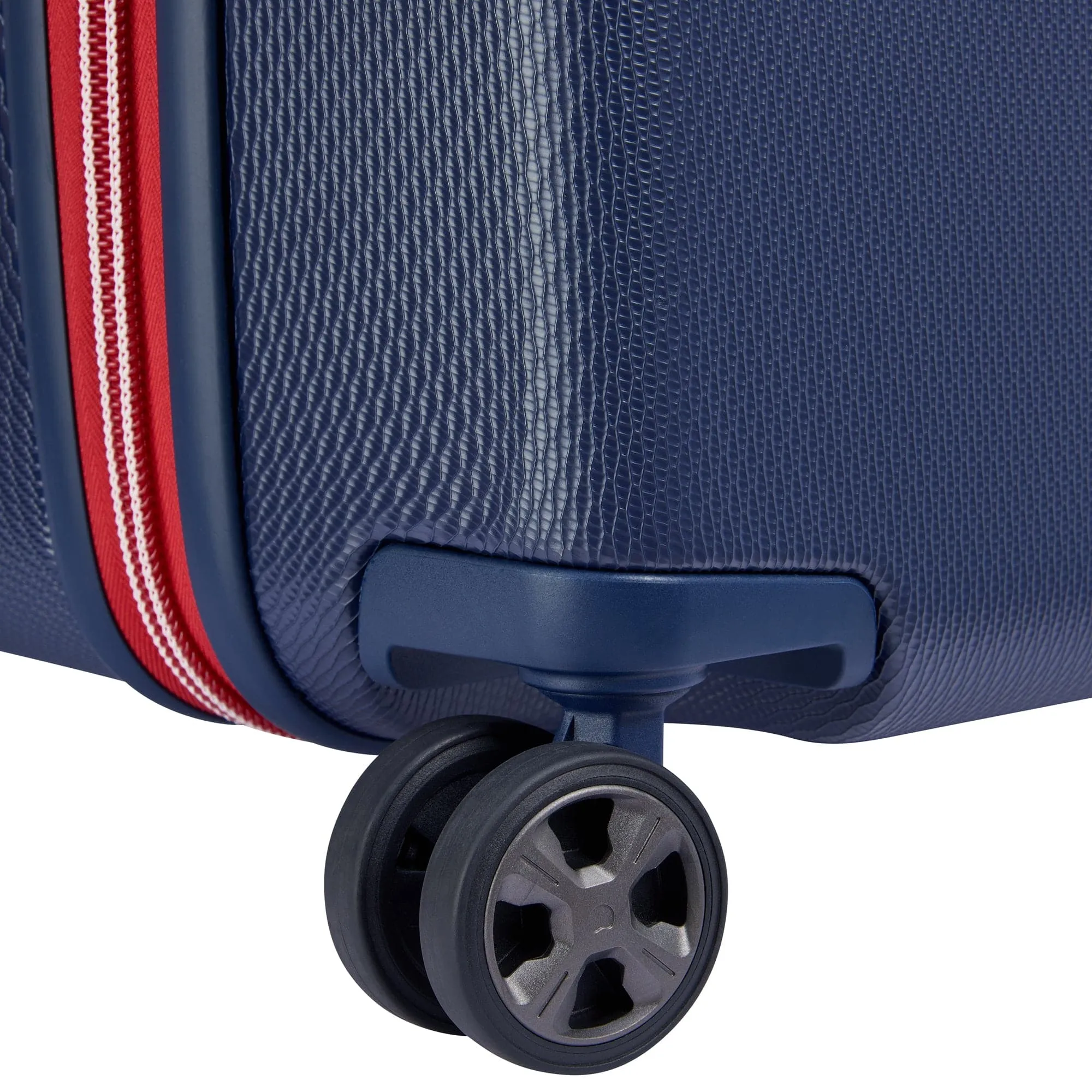 Delsey Chatelet Air 2.0 21" Carry-On Luggage