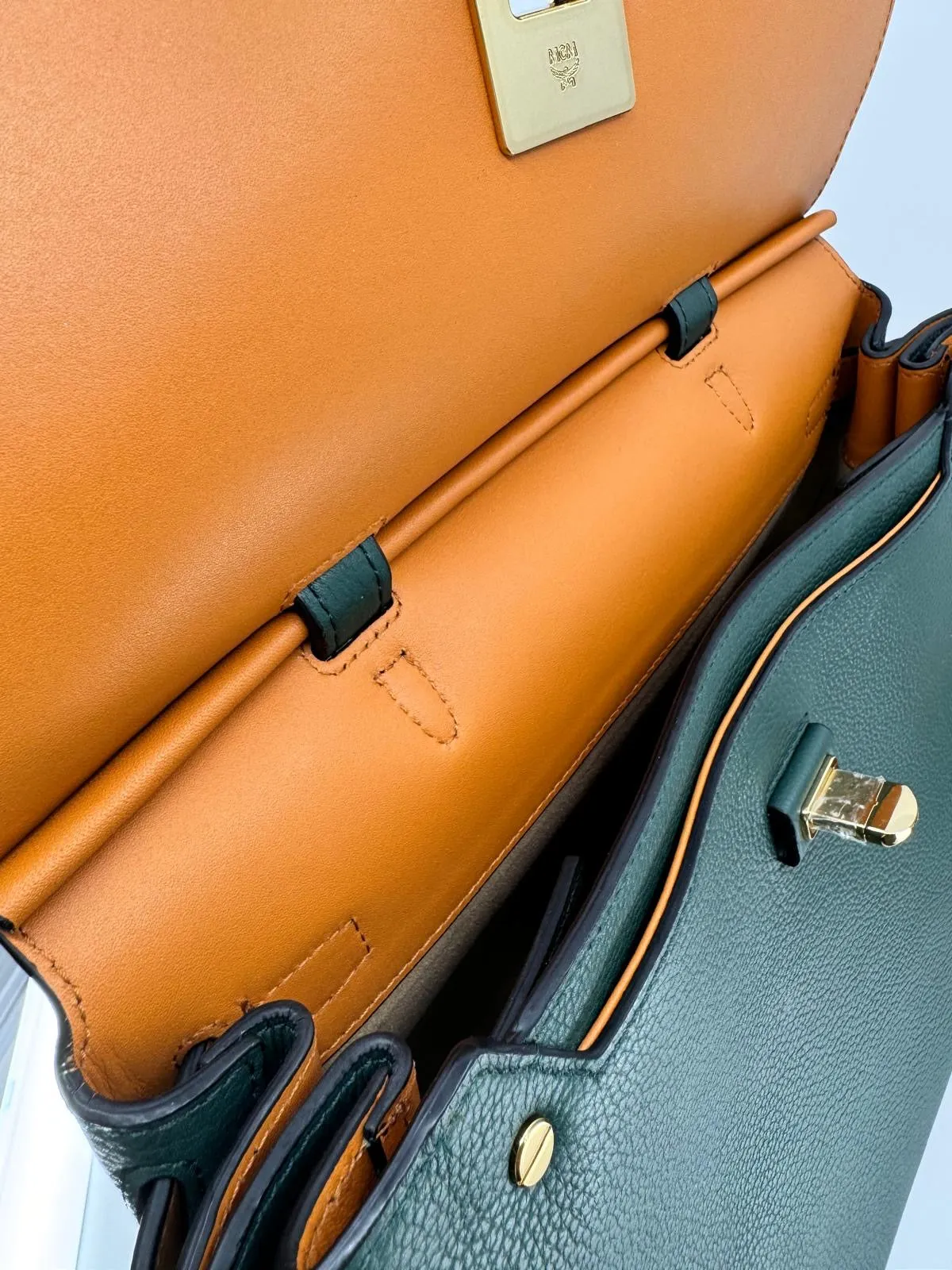 MCM GRAINED CALFSKIN LEATHER LARGE MILLA CONVERTIBLE BACKPACK