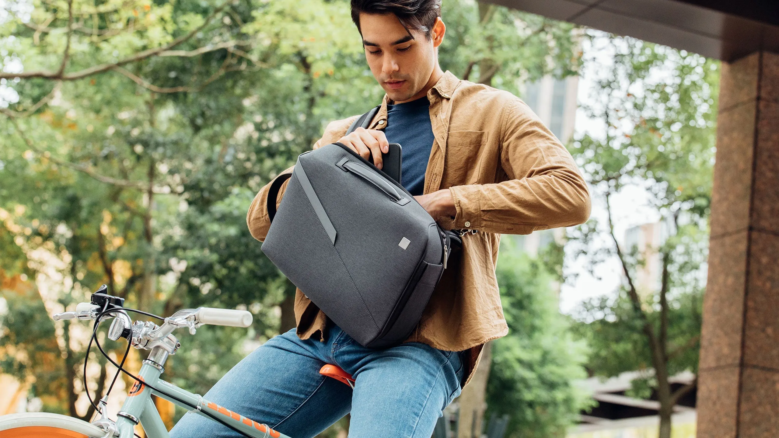 Muto Three-way Convertible Backpack