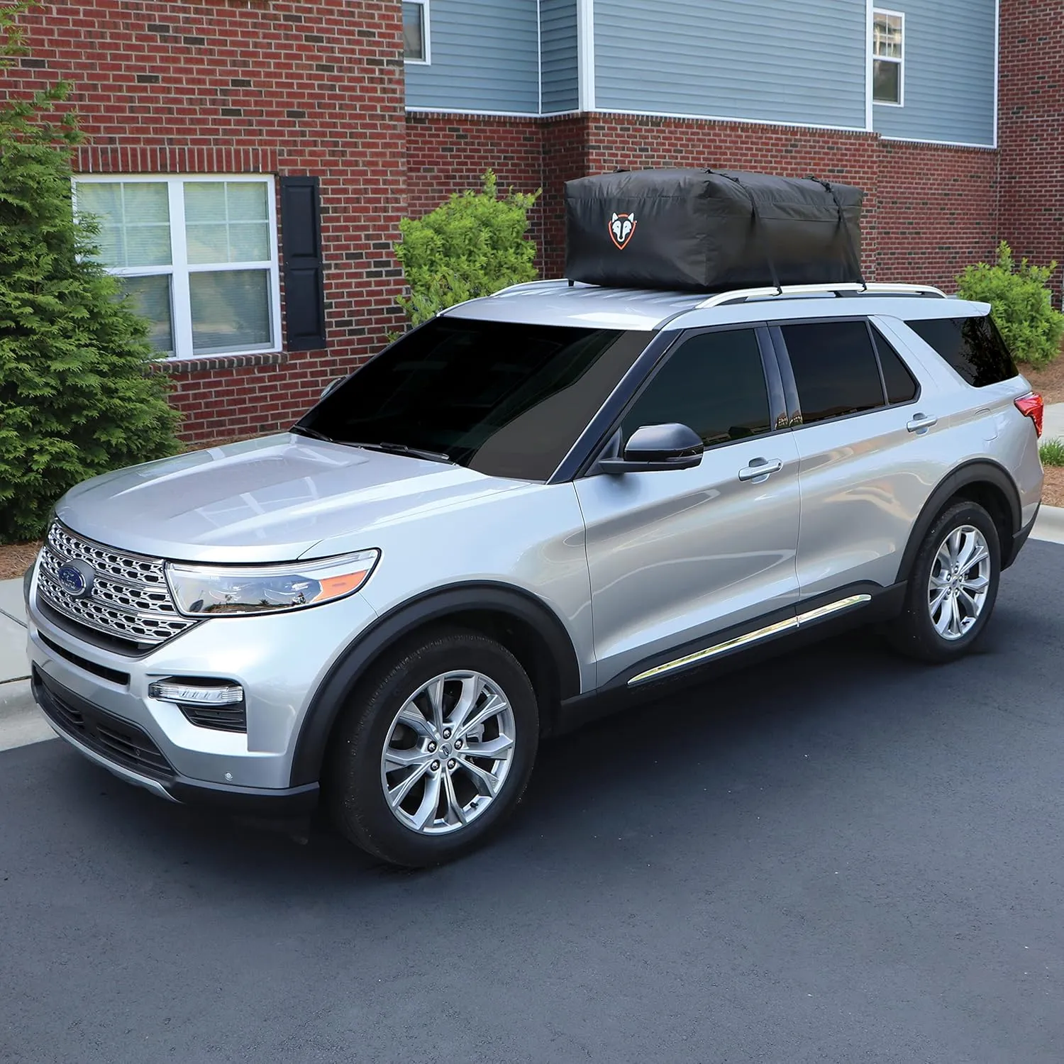 Rightline Gear Ace 2 Weatherproof Rooftop Cargo Carrier for Top of Vehicle, Attaches With or Without Roof Rack, 15 Cubic Feet, Black