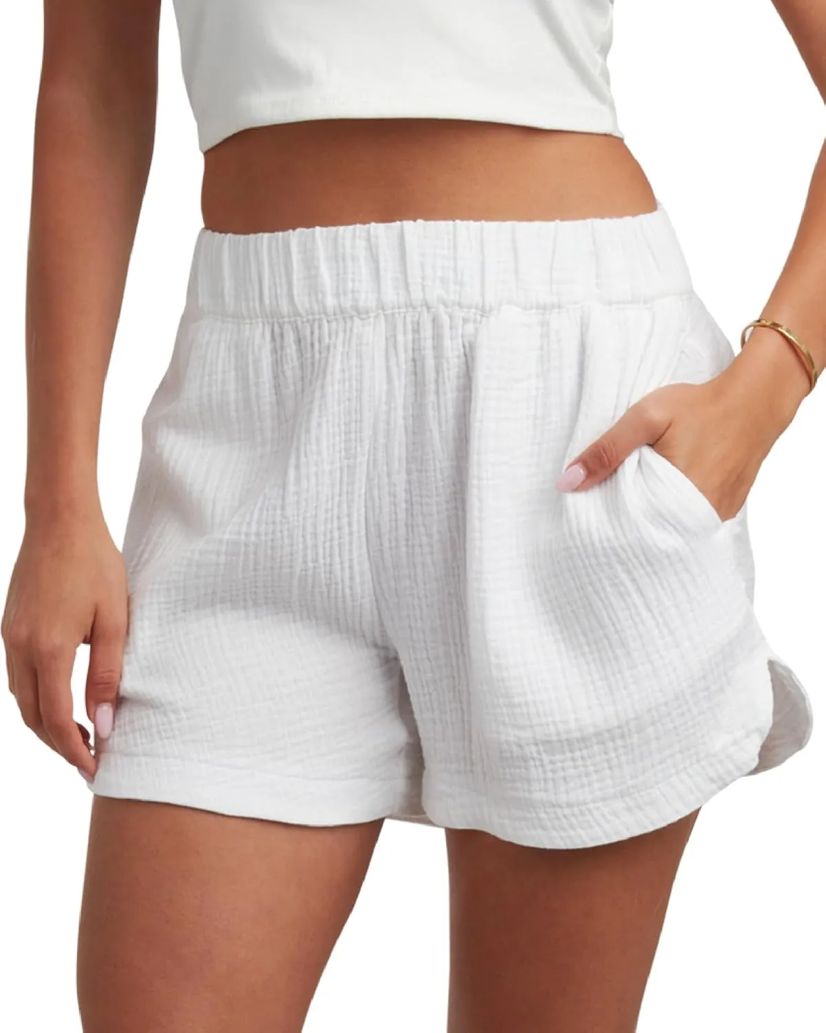 Spyder Womens Athletic Shorts - Lightweight Woven Pull On Workout Shorts for Women with Pockets for Gym and Casual Daily Wear