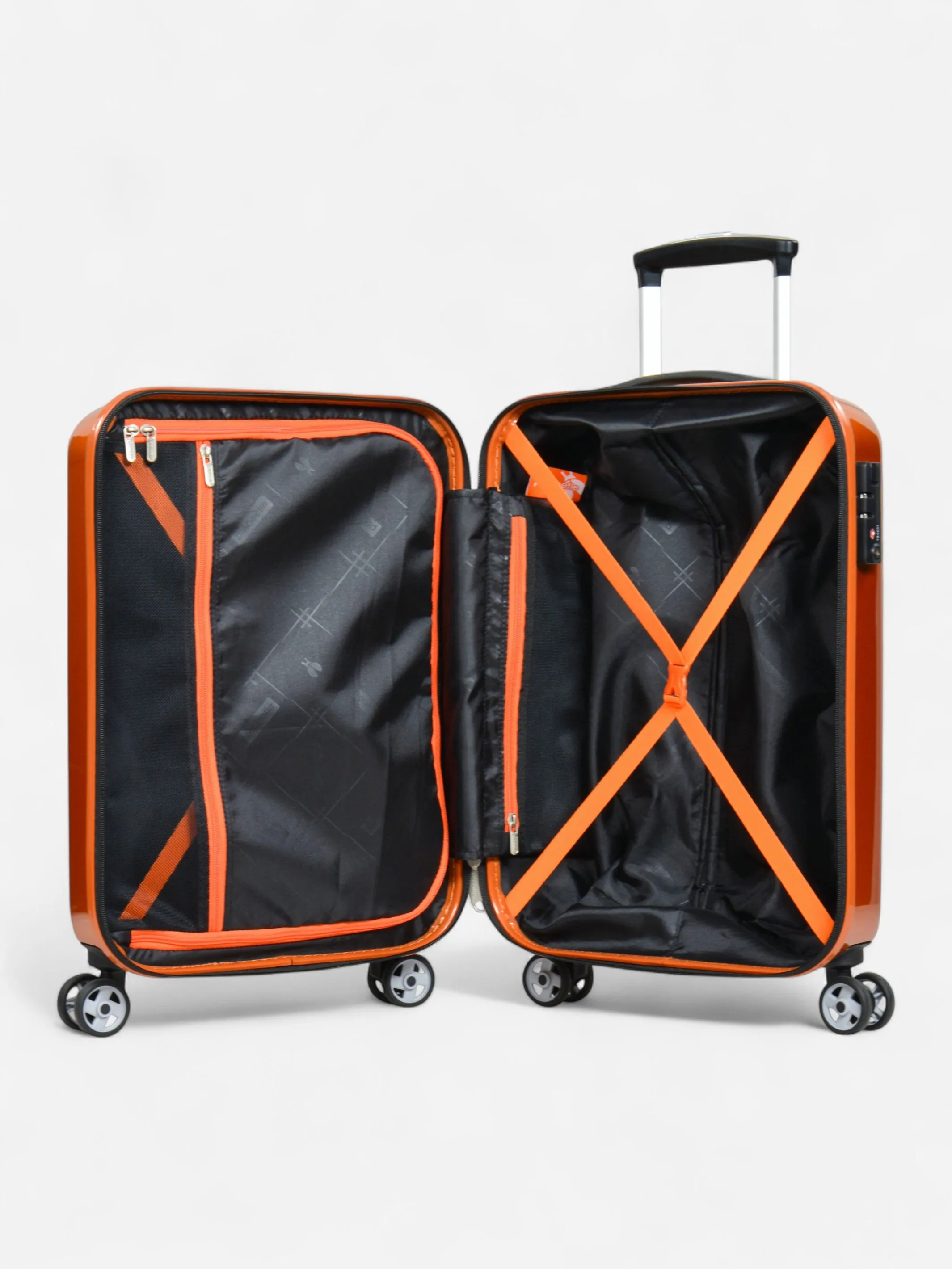 Voyager IX - Cabin / Orange